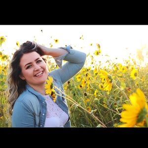 Meet your Posher, Mikayla